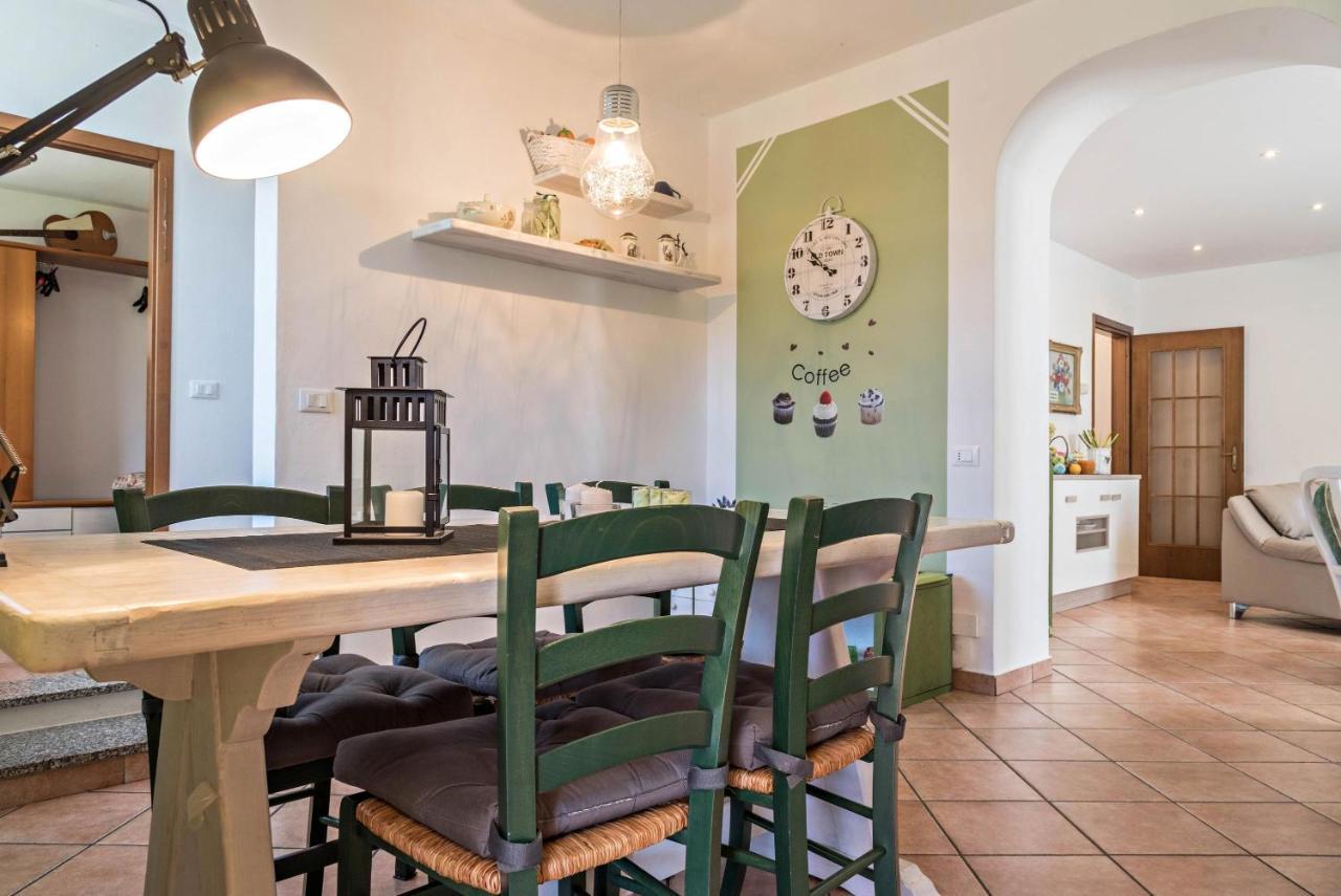 Tinas Yellow Home Leggiuno Εξωτερικό φωτογραφία