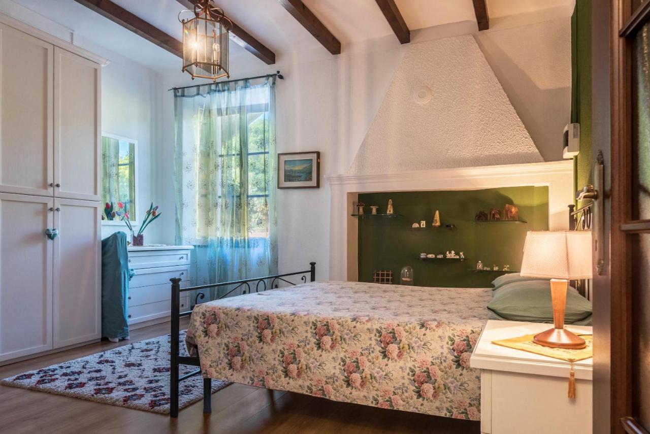 Tinas Yellow Home Leggiuno Εξωτερικό φωτογραφία